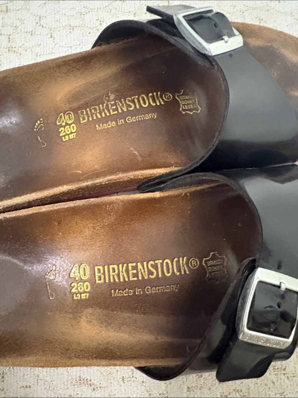 Birkenstock Black Sandals with Fuchsia Soles 40 - Picture 7 of 9